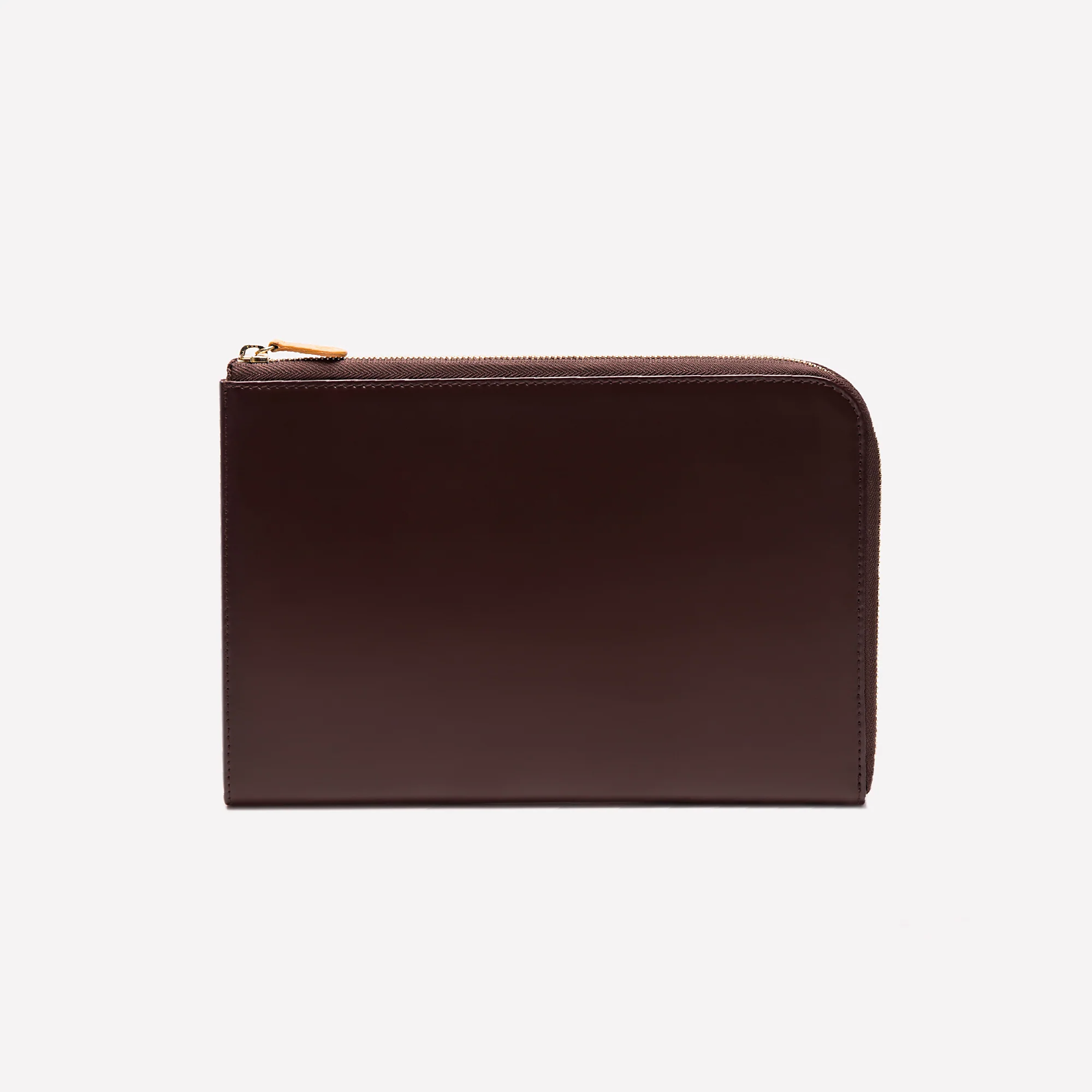 Bridle Hide Medium Zip Pouch - Image 16